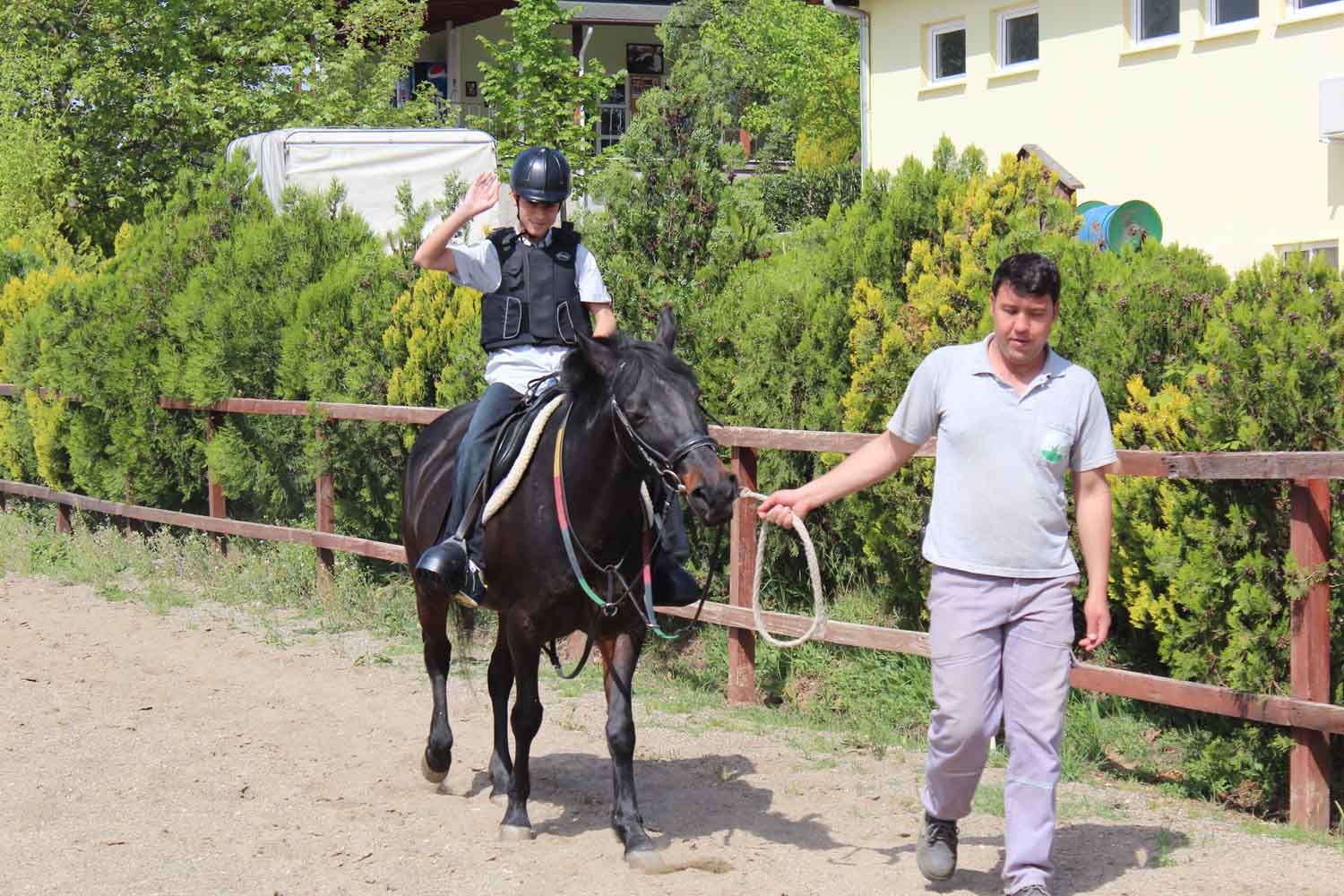 At Biniş Eğitimleri (2016) - 219